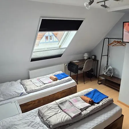 Sonnige Ferienzimmer Whv 아파트 *